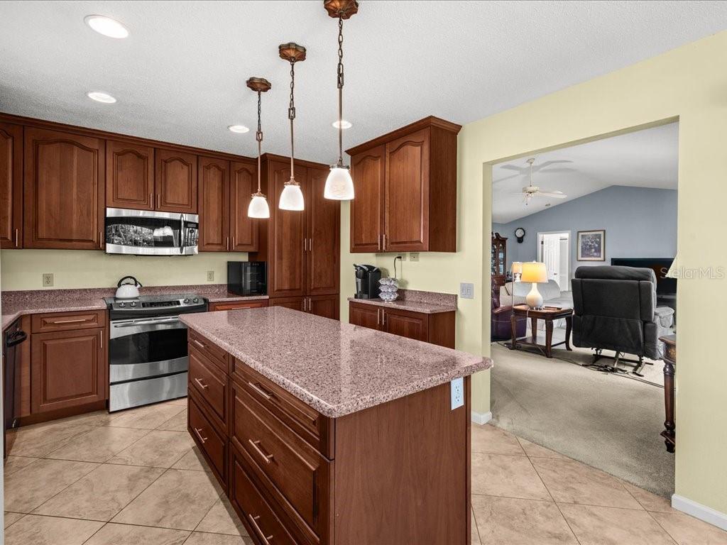 322 FALLING WATERS LN #163, ENGLEWOOD, FL — photo 8