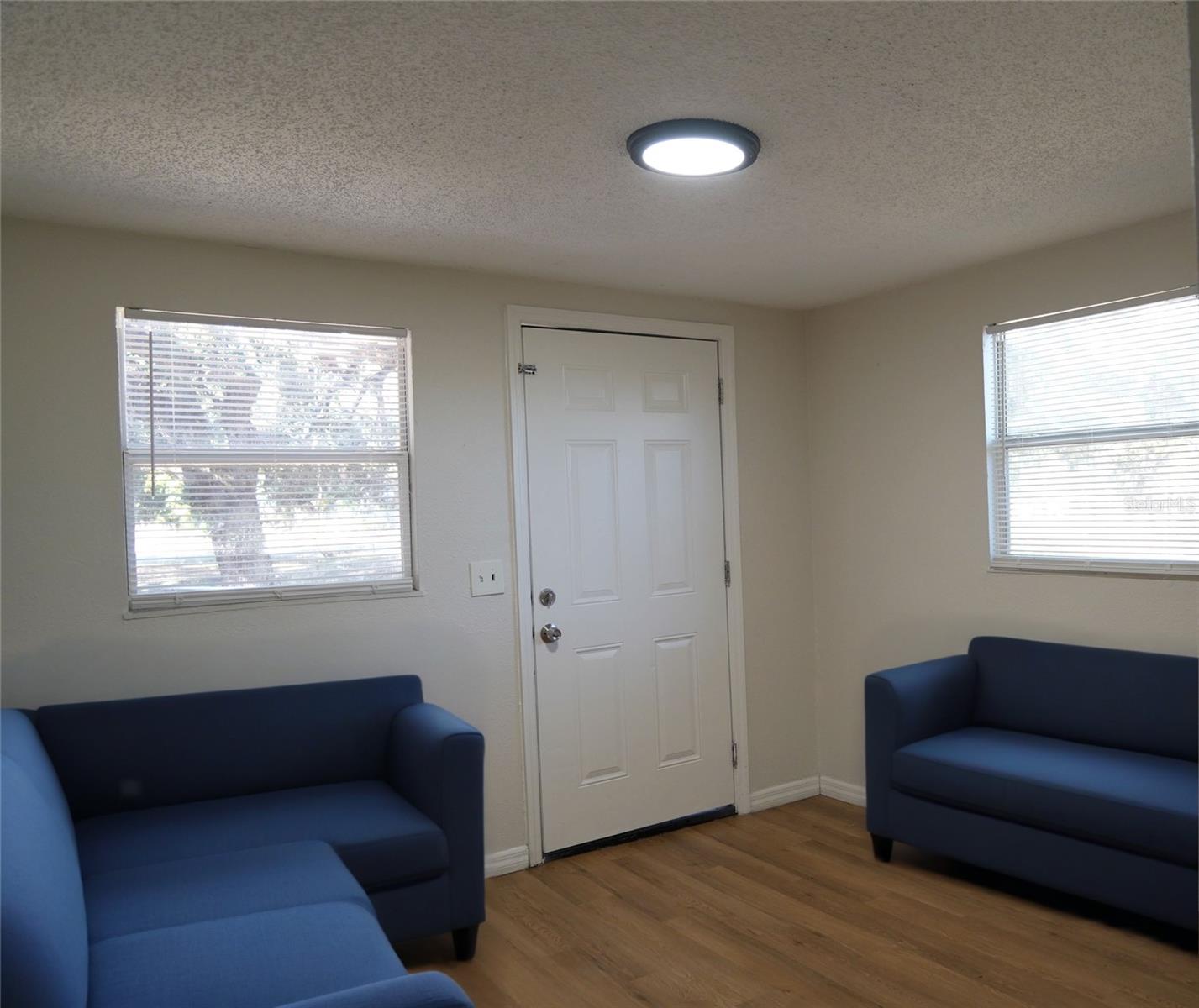 4509 N 29TH ST, TAMPA, FL — photo 2