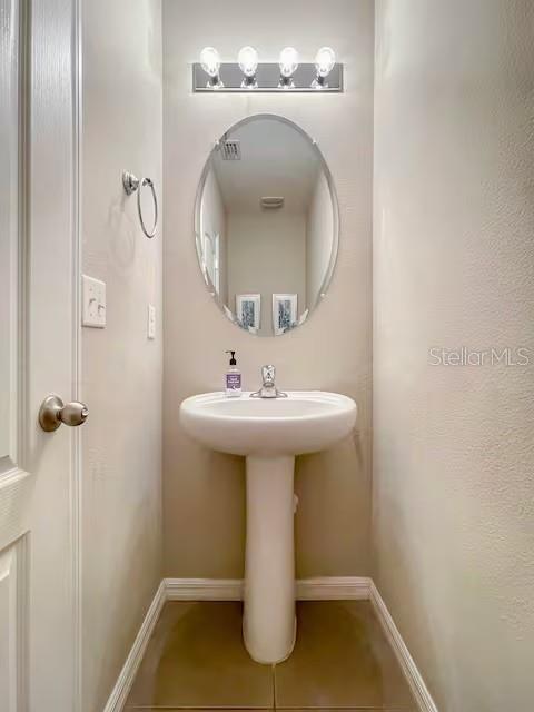 10108 HAWK STORM AVE, TAMPA, FL — photo 29