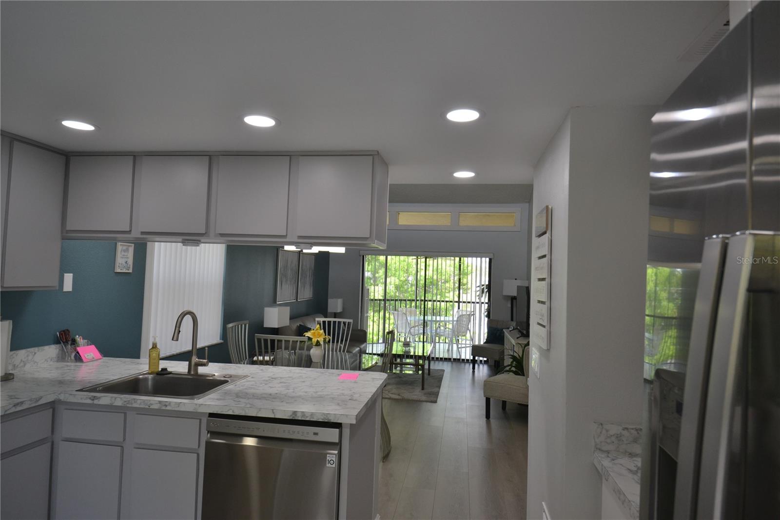 284 WOODLAKE WYNDE, OLDSMAR, FL — photo 12