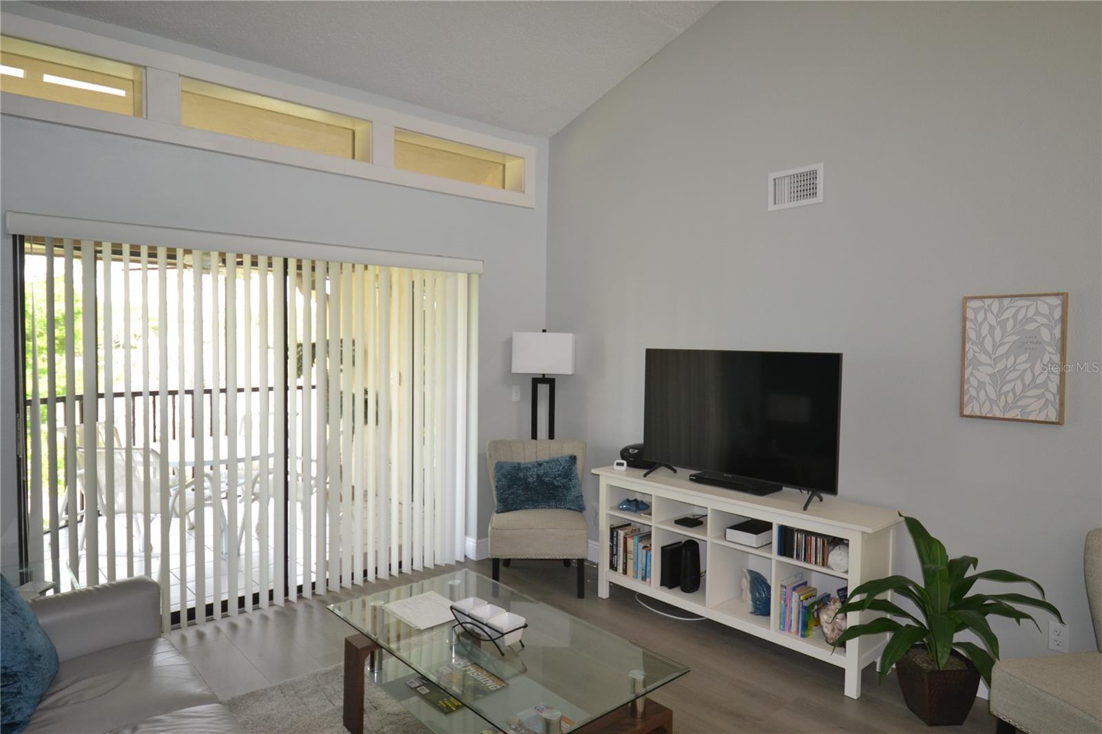 284 WOODLAKE WYNDE, OLDSMAR, FL — photo 16