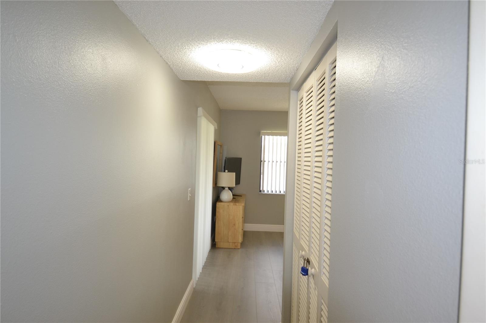 284 WOODLAKE WYNDE, OLDSMAR, FL — photo 26