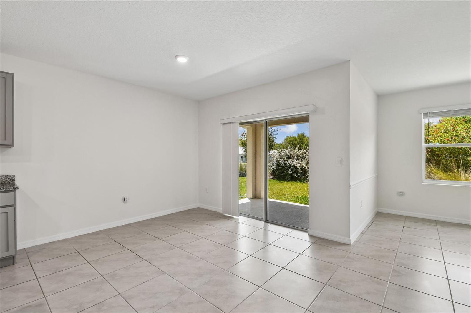 727 LAZIO CIR, DEBARY, FL — photo 21