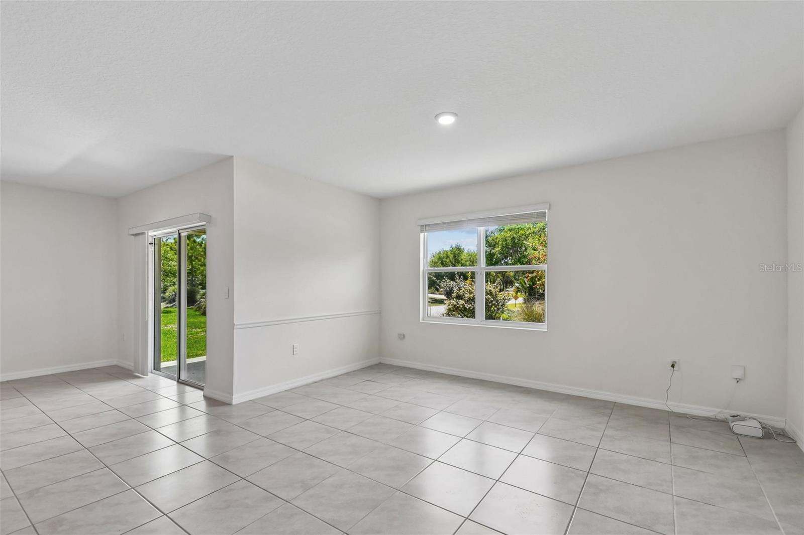 727 LAZIO CIR, DEBARY, FL — photo 23