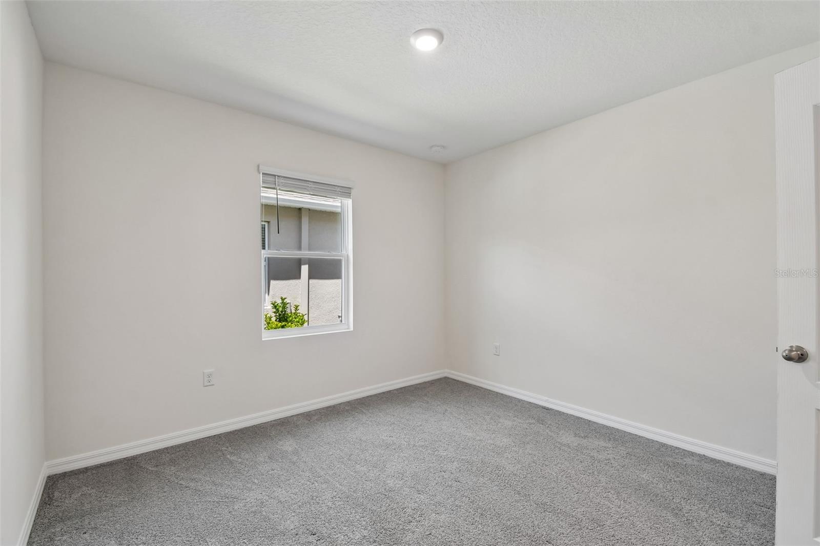 727 LAZIO CIR, DEBARY, FL — photo 31