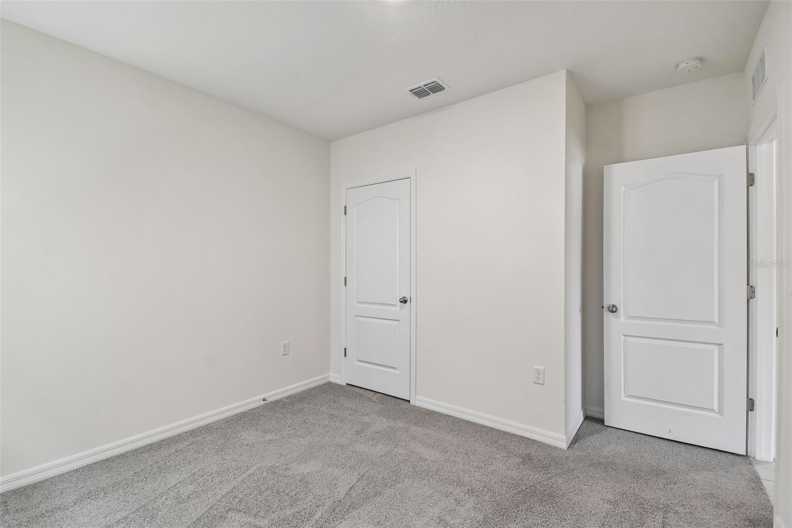 727 LAZIO CIR, DEBARY, FL — photo 32