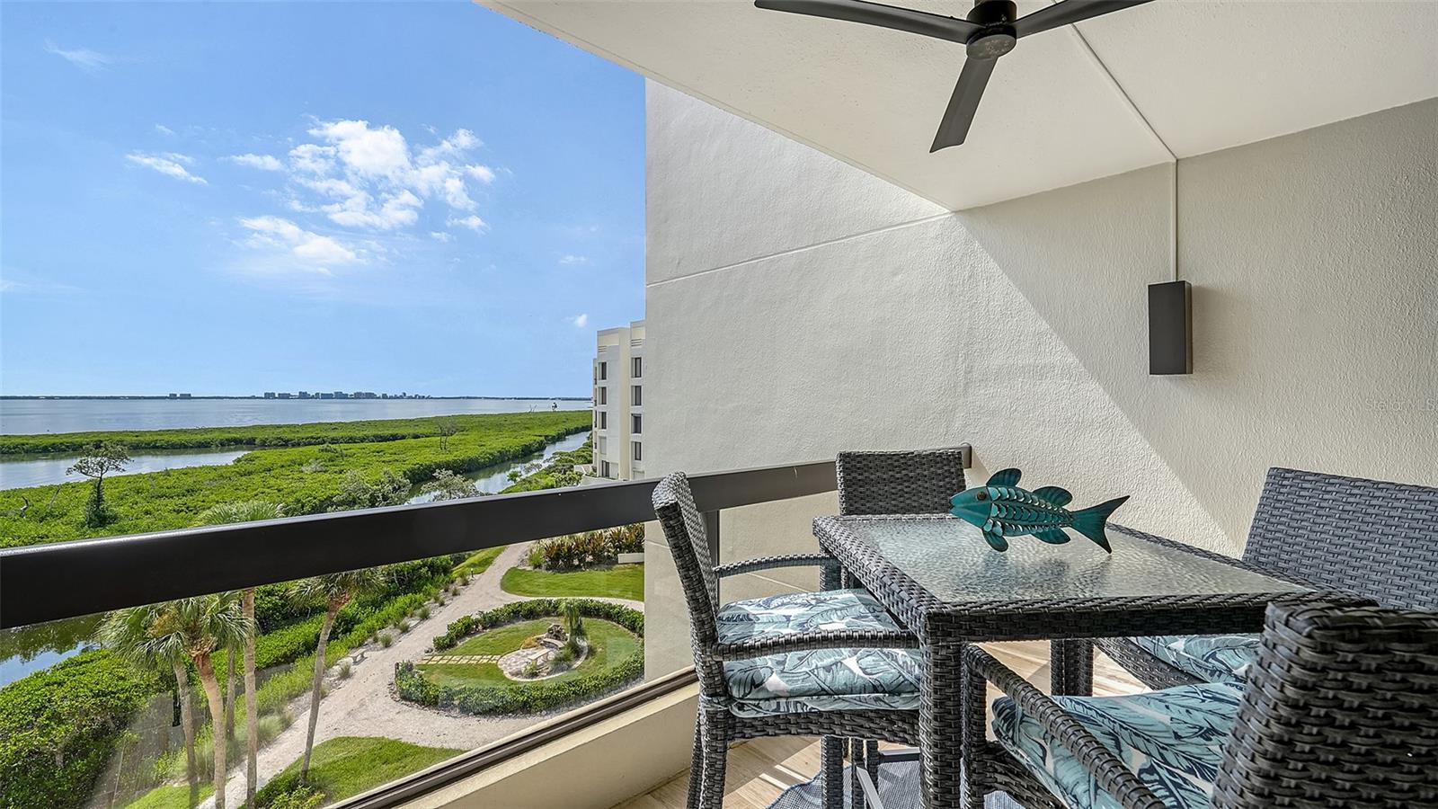 1932 HARBOURSIDE DR #244, LONGBOAT KEY, FL — photo 6