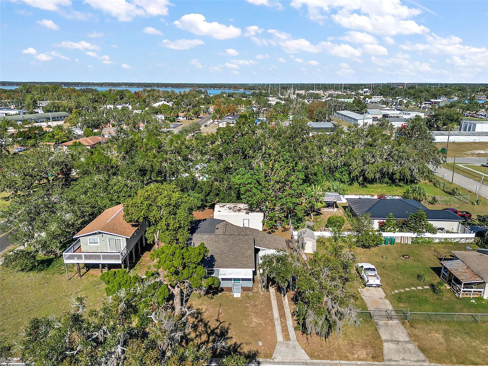 105 W STEVENS AVE, EUSTIS, FL — photo 7