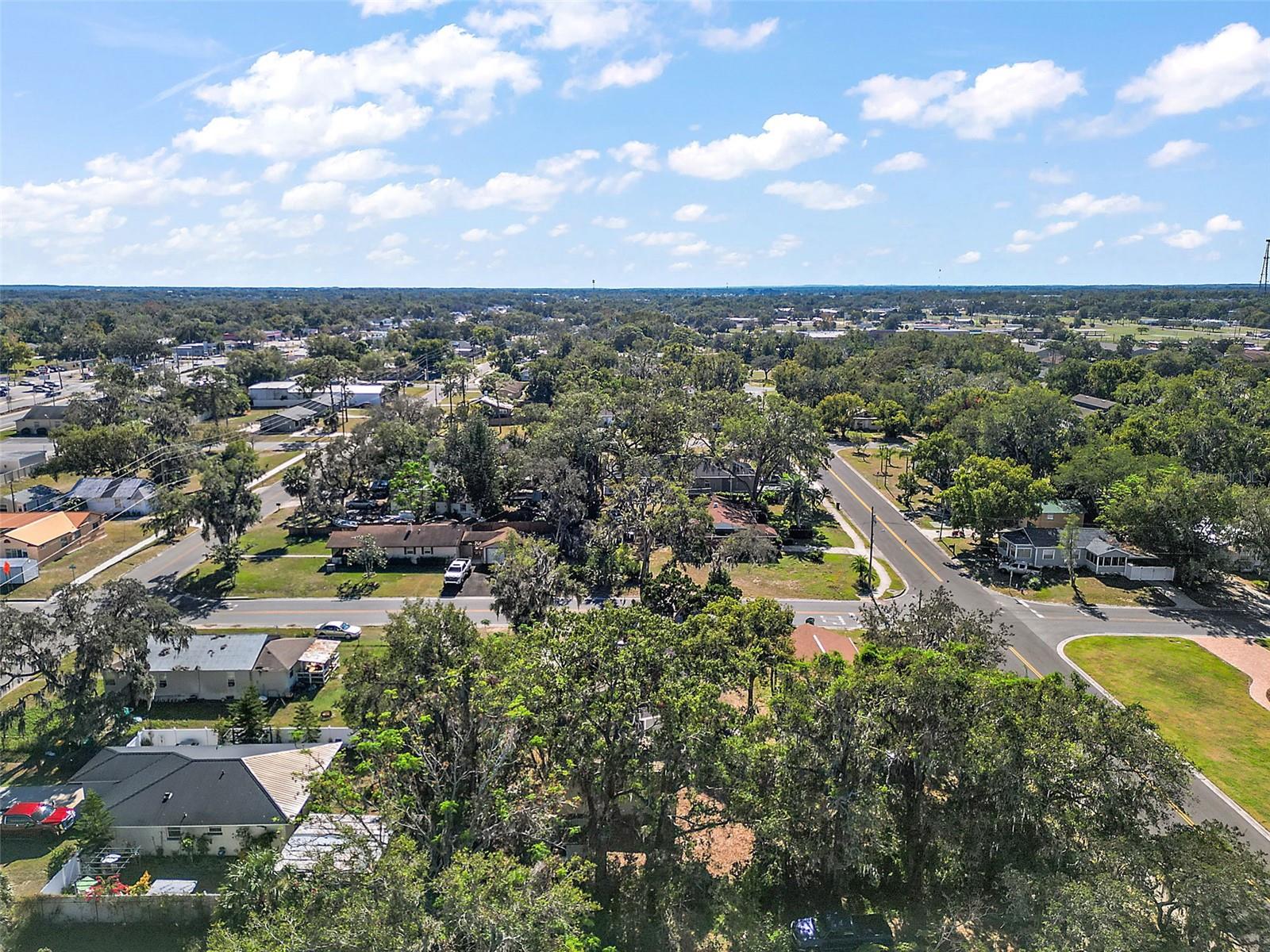 105 W STEVENS AVE, EUSTIS, FL — photo 10