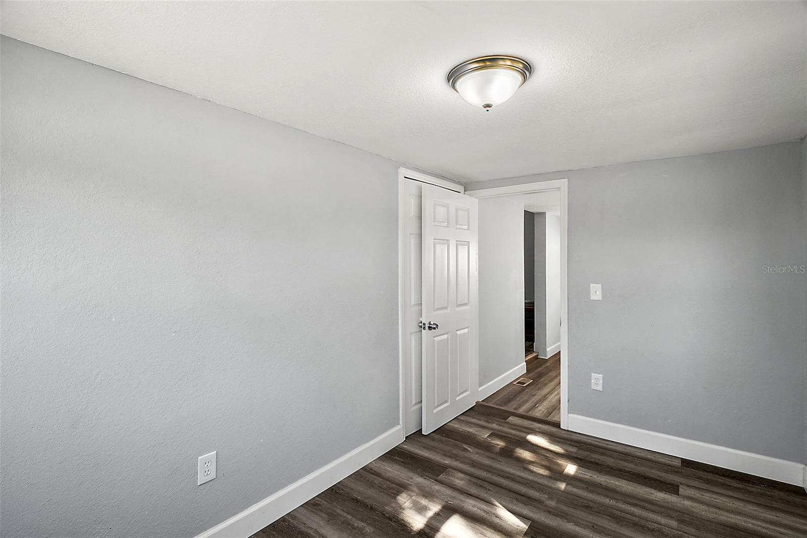 105 W STEVENS AVE, EUSTIS, FL — photo 57