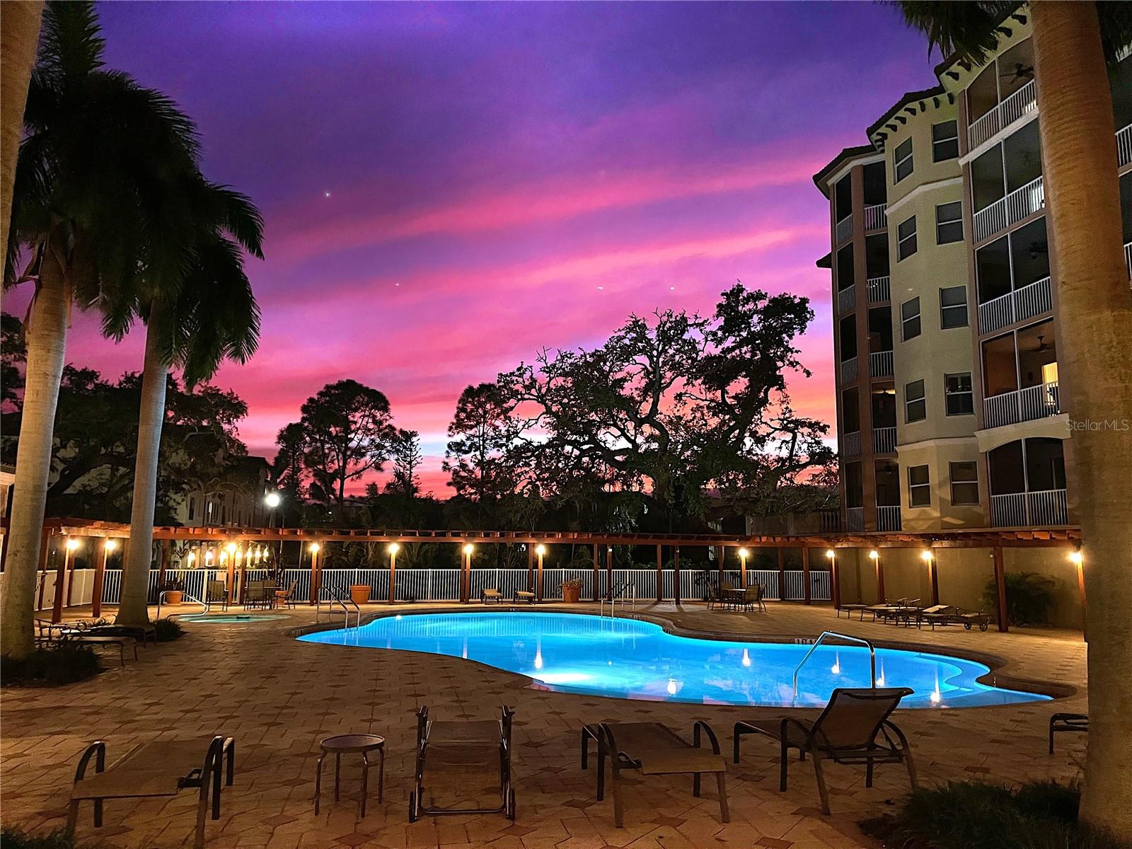 5589 CANNES CIR #4-102, SARASOTA, FL — photo 36
