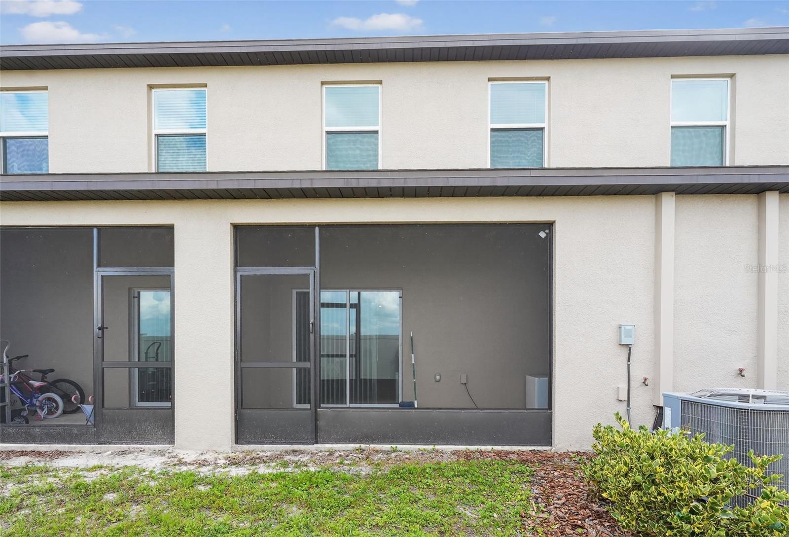 32021 POWDERPUFF MIMOSA DR, SAN ANTONIO, FL — photo 2