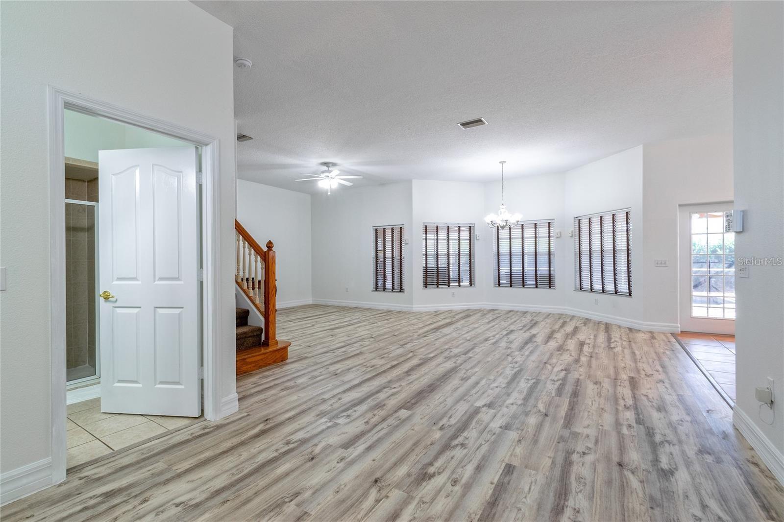 284 VISTA DR, DAVENPORT, FL — photo 18