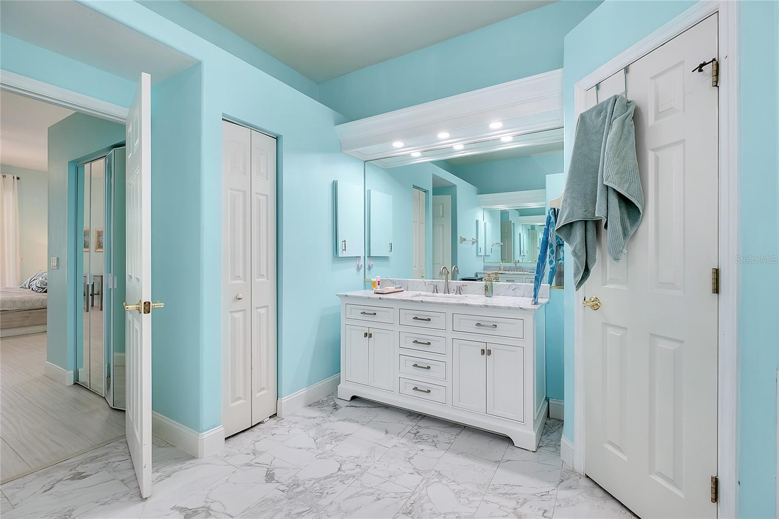 360 CEDARBROOK CT, VENICE, FL — photo 34