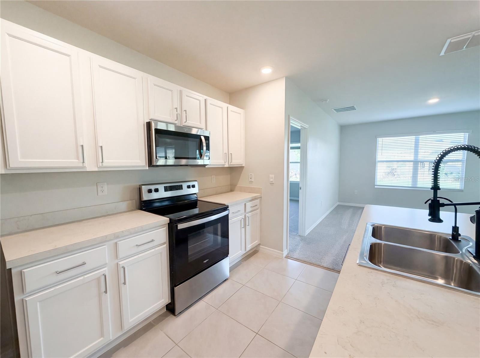 1818 IRBY CT, TAVARES, FL — photo 4
