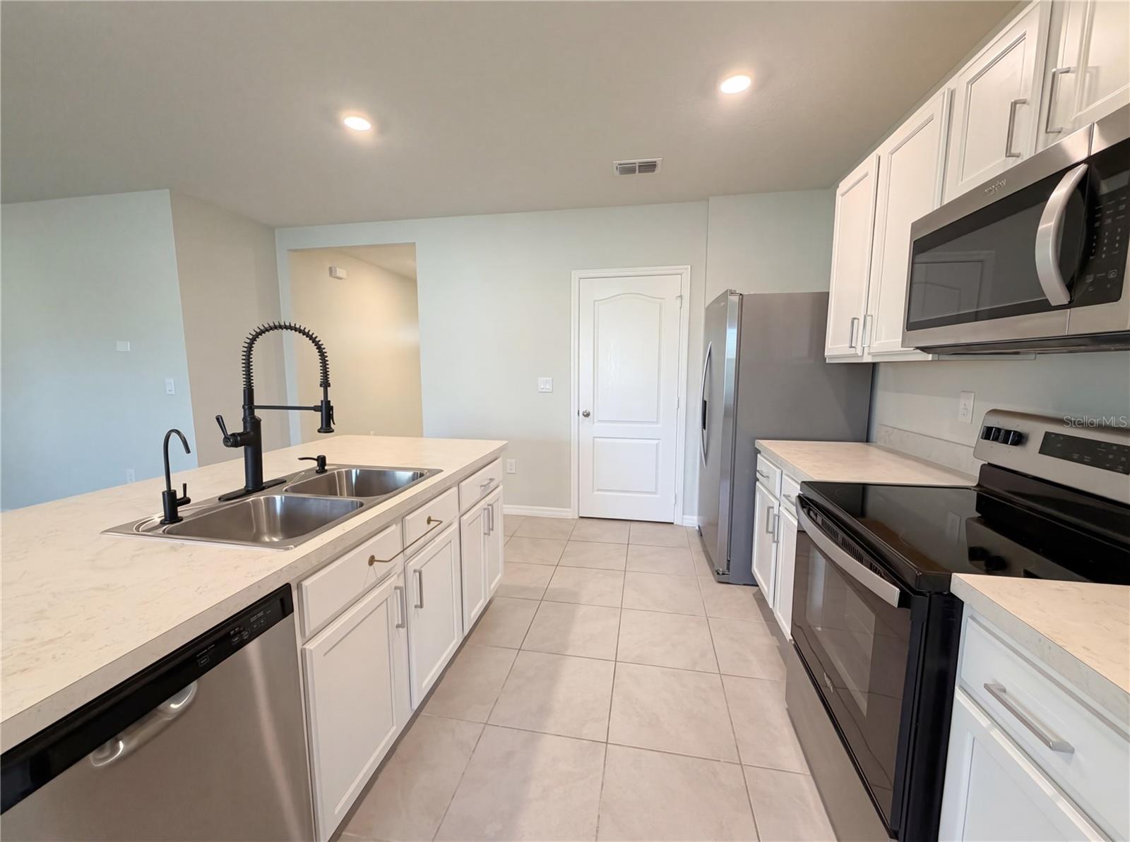 1818 IRBY CT, TAVARES, FL — photo 27
