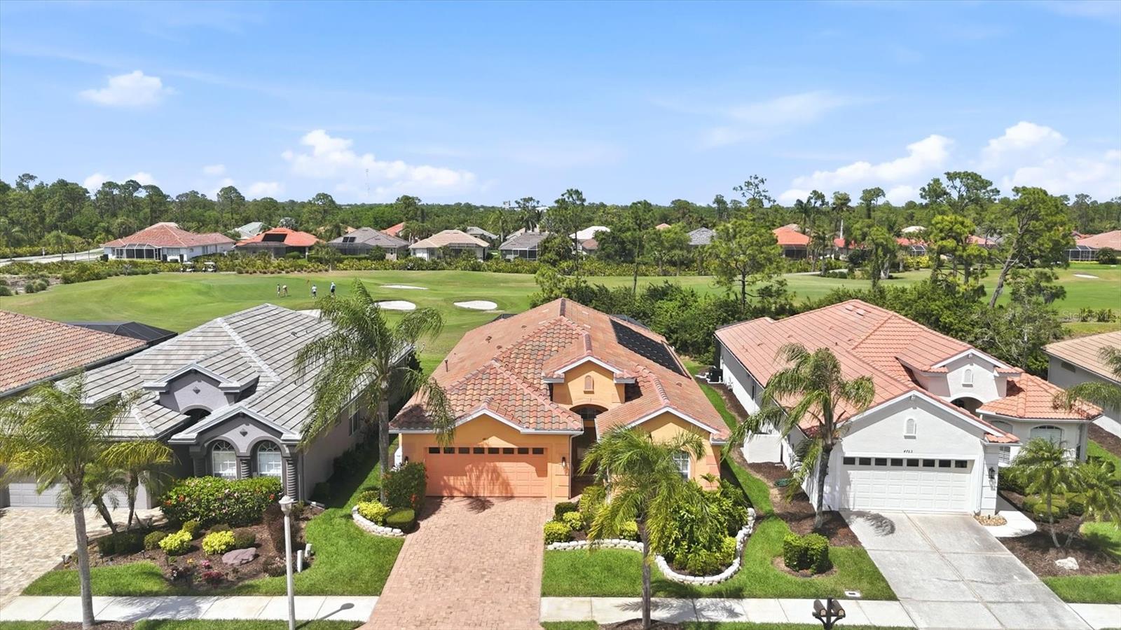 4811 BLUE HERON CIR, NORTH PORT, FL — photo 2