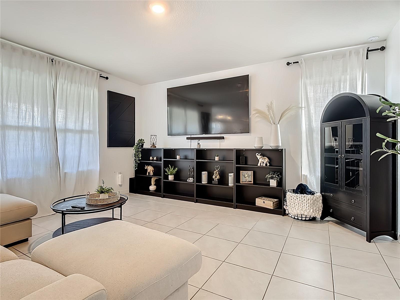 501 TALISI LOOP, ST CLOUD, FL — photo 18