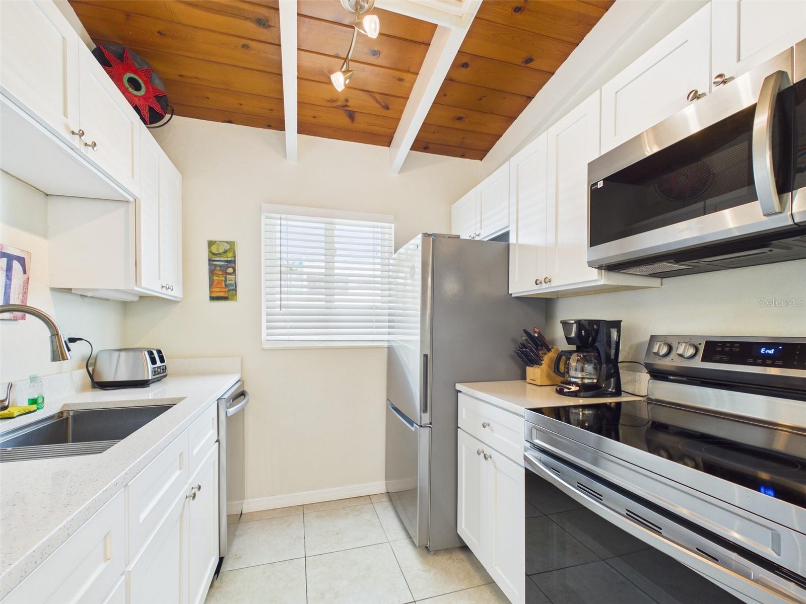 6006 MIDNIGHT PASS RD #51, SARASOTA, FL — photo 10