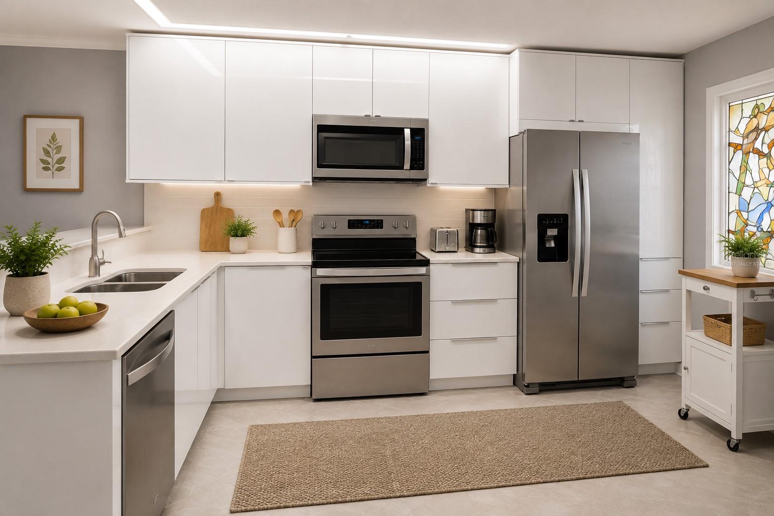 8651 10TH ST N #228, ST PETERSBURG, FL — photo 3