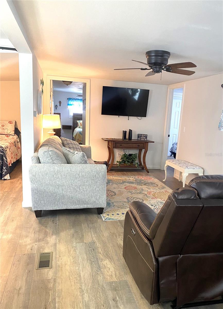 6517 ARIZONA ST, BRADENTON, FL — photo 16