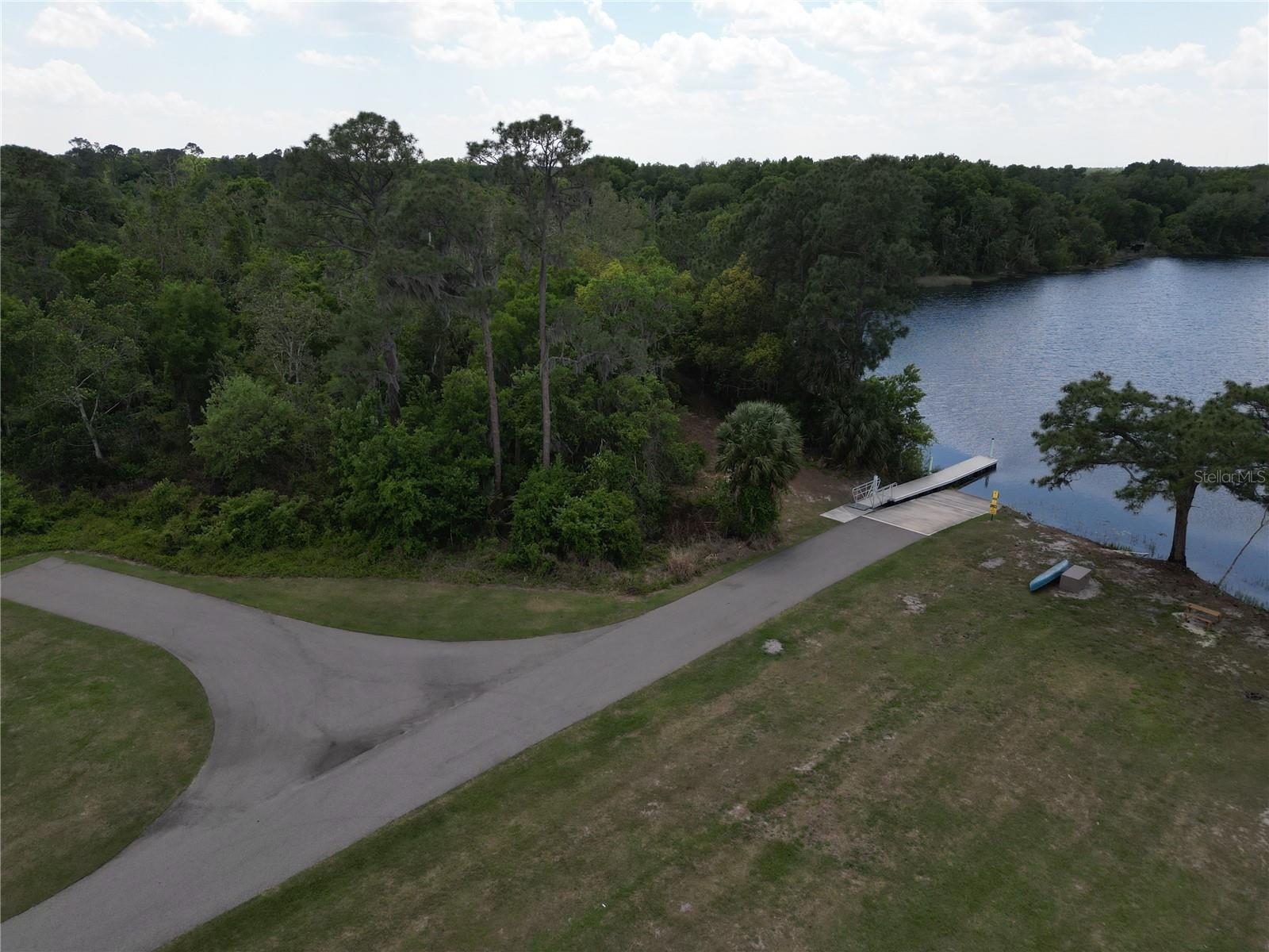 3430 LAKE DIANE RD, TAVARES, FL — photo 15