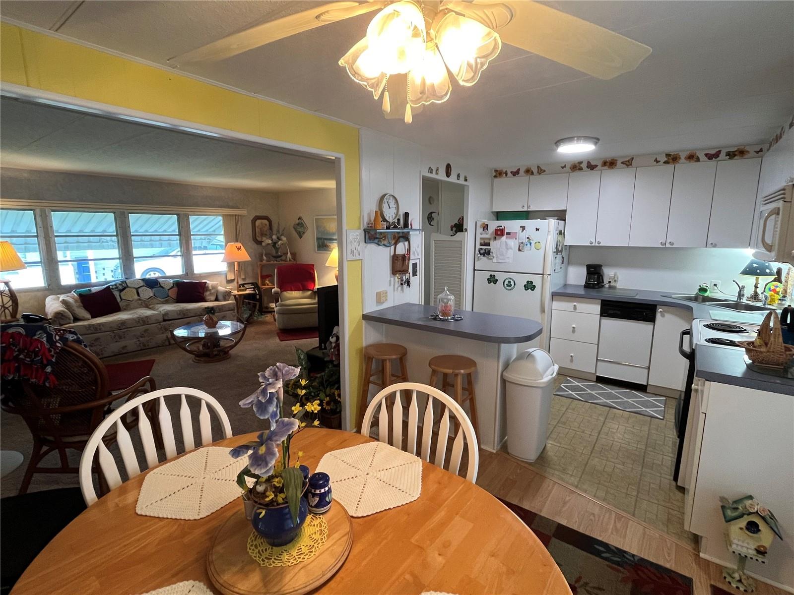 206 ROMA RD, VENICE, FL — photo 17