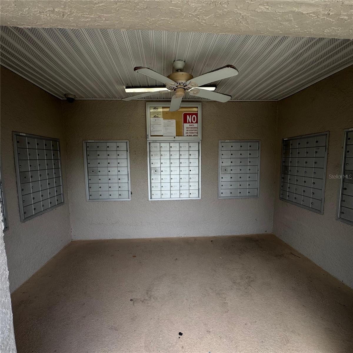 306 KENSINGTON LAKE CIR, BRANDON, FL — photo 23