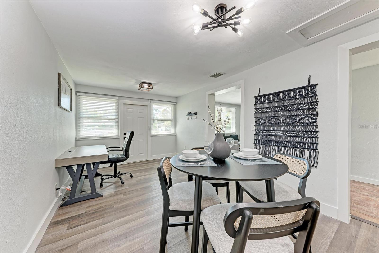 339 SUWANEE AVE, SARASOTA, FL — photo 10