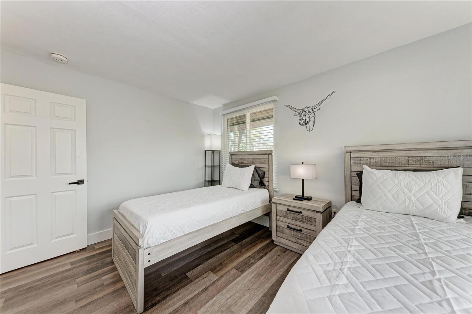 339 SUWANEE AVE, SARASOTA, FL — photo 13
