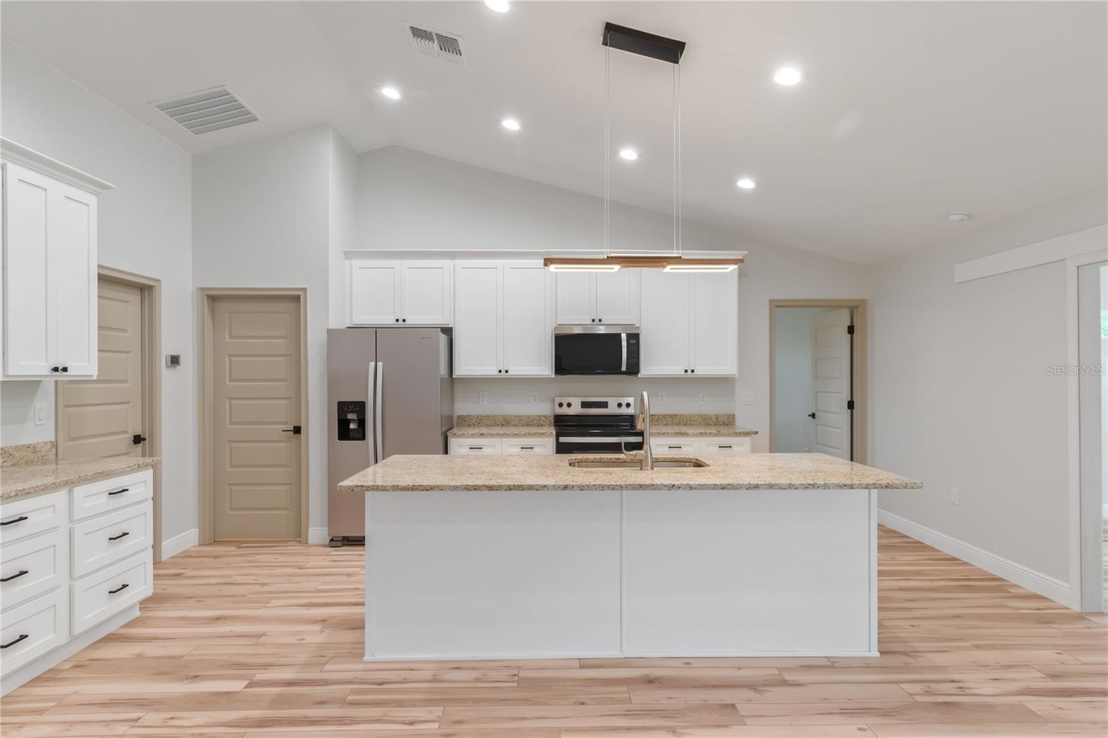 12440 SW 52ND LANE RD, OCALA, FL — photo 17