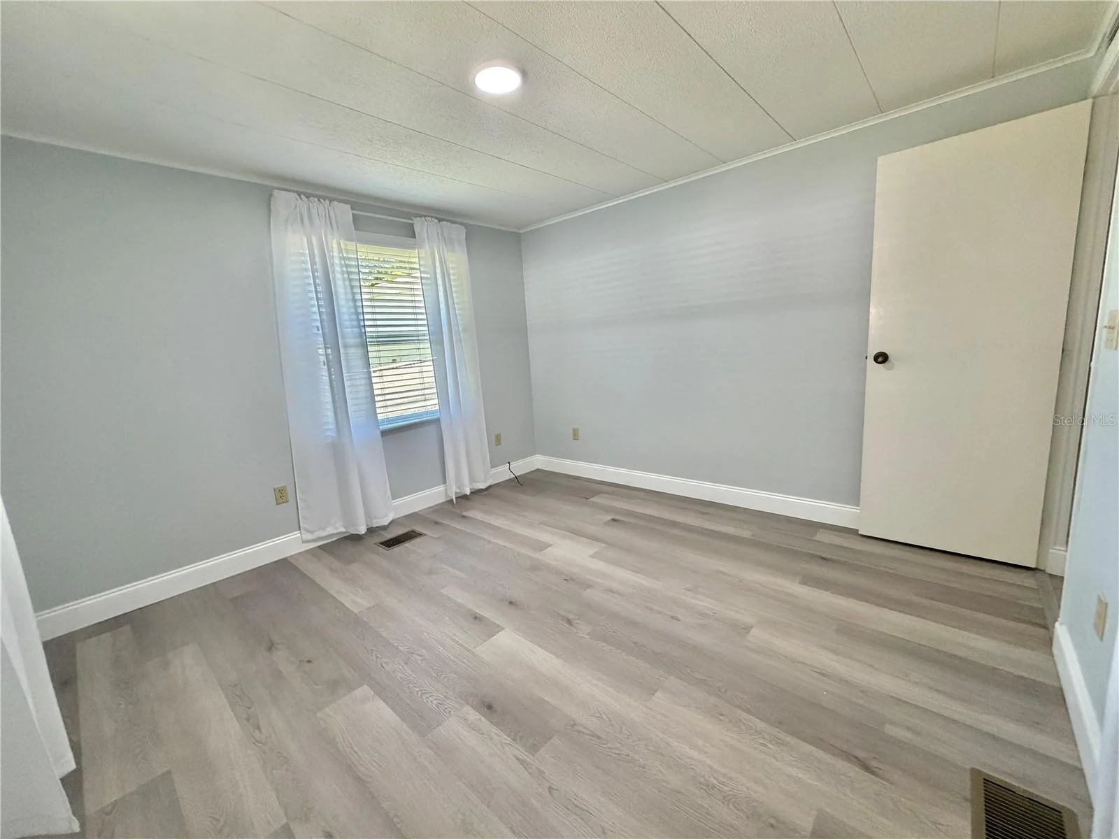 103 ROYAL PALM DR, LEESBURG, FL — photo 111