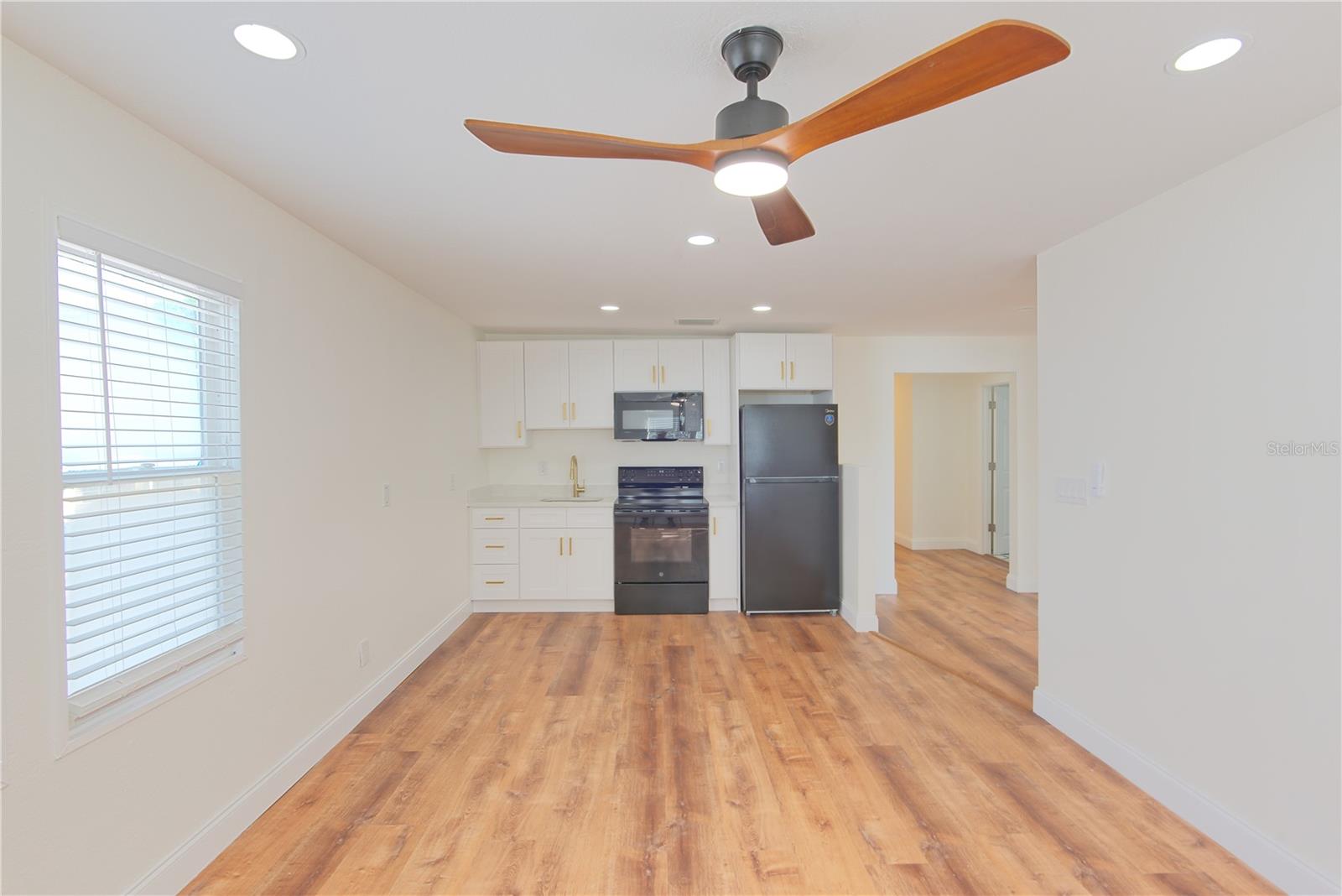 1200 40TH ST S, ST PETERSBURG, FL — photo 12