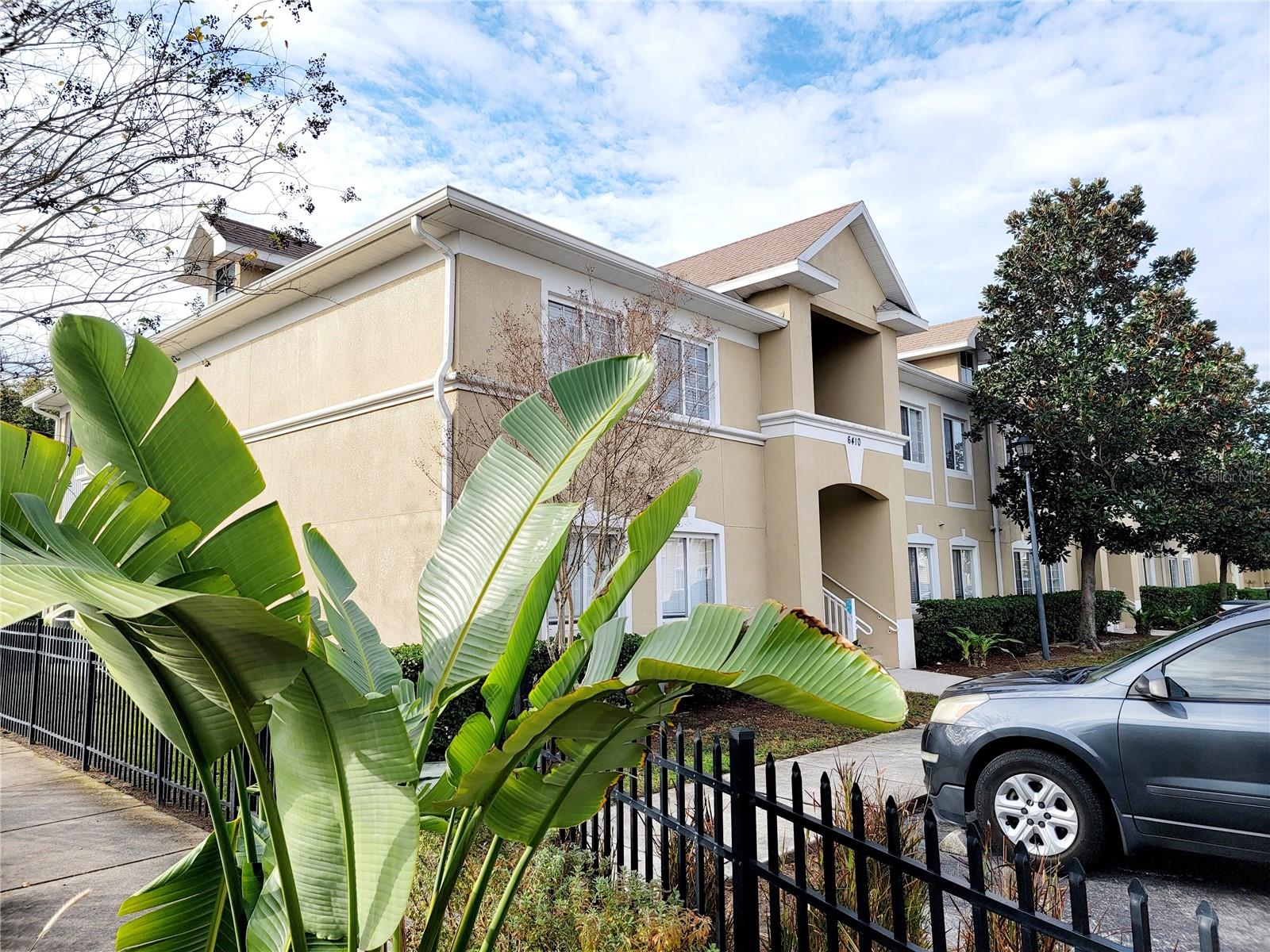 6410 CYPRESSDALE DR #201, RIVERVIEW, FL