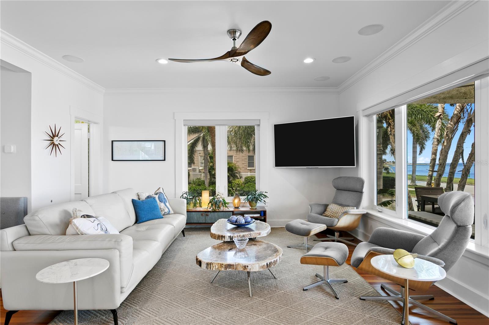 1803 BEACH DR SE, ST PETERSBURG, FL — photo 9