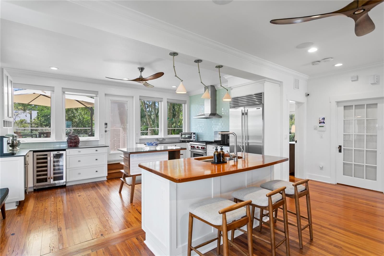 1803 BEACH DR SE, ST PETERSBURG, FL — photo 15