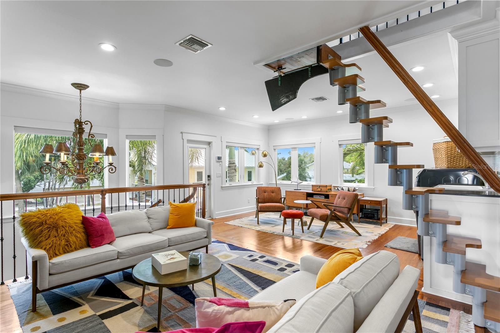 1803 BEACH DR SE, ST PETERSBURG, FL — photo 31