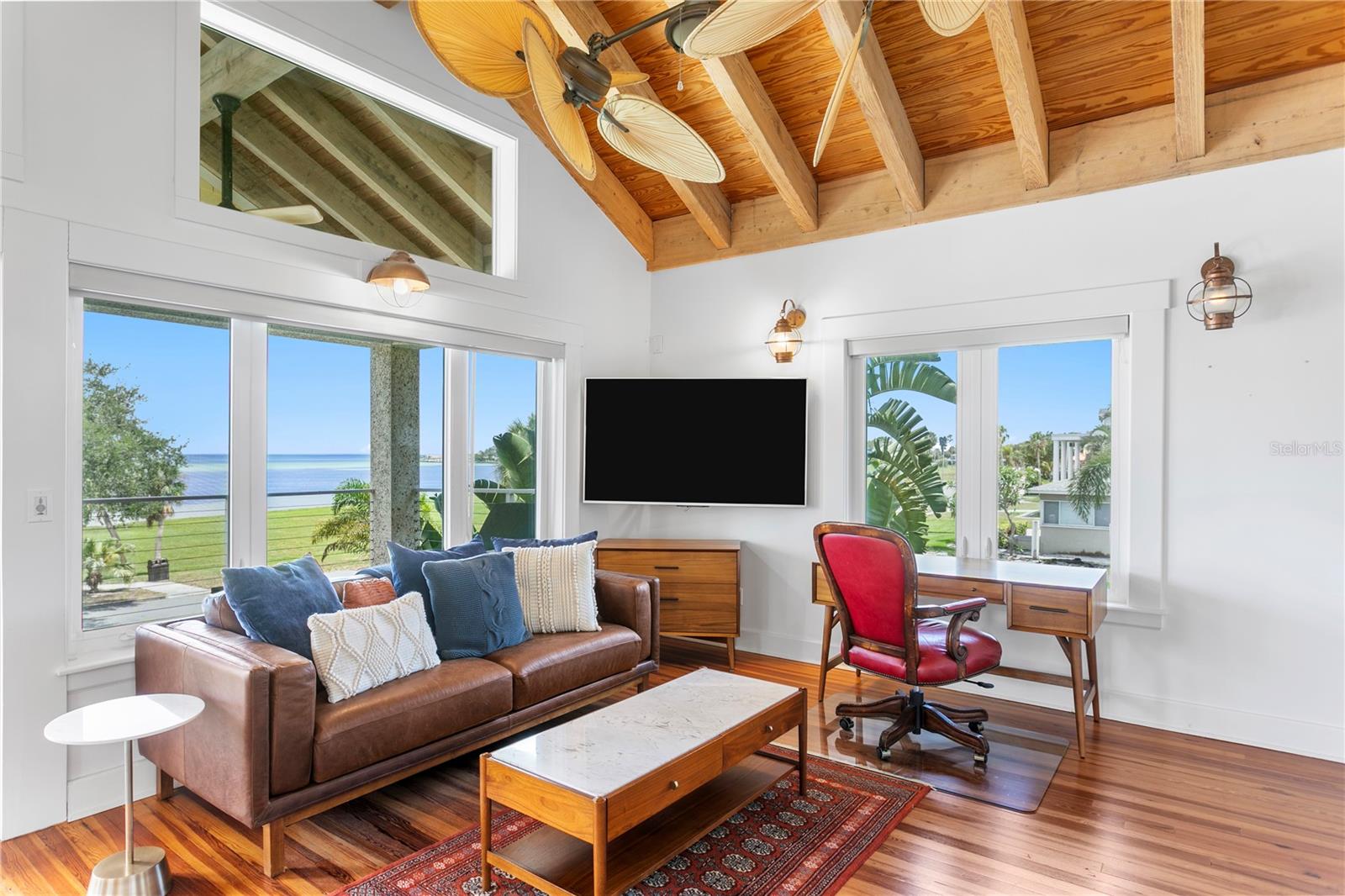 1803 BEACH DR SE, ST PETERSBURG, FL — photo 38