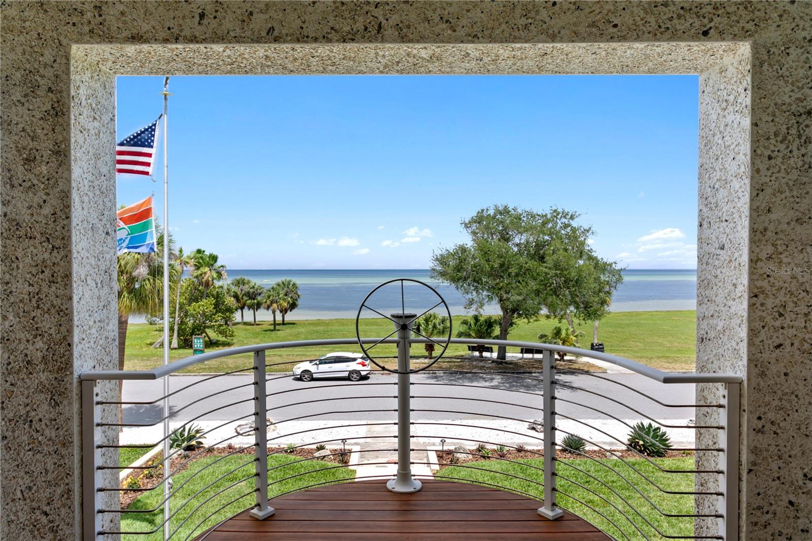 1803 BEACH DR SE, ST PETERSBURG, FL — photo 43