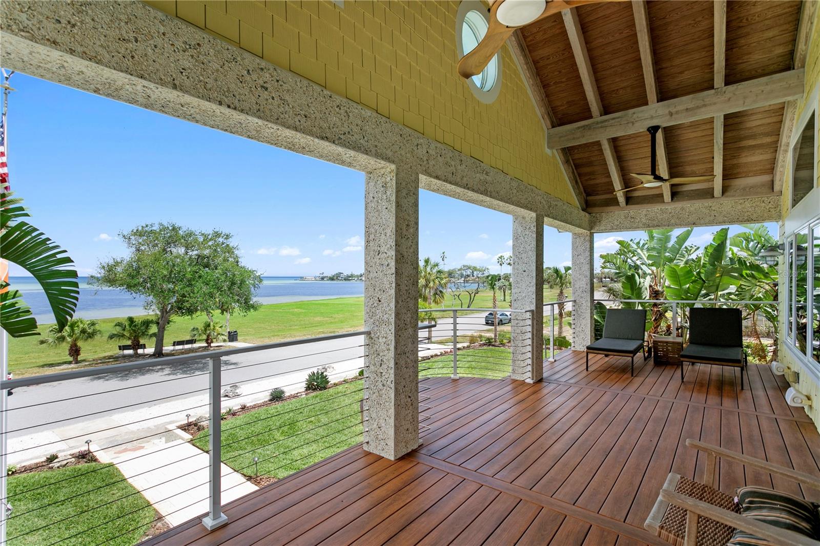 1803 BEACH DR SE, ST PETERSBURG, FL — photo 44