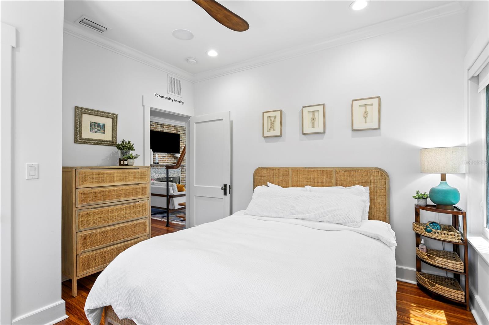 1803 BEACH DR SE, ST PETERSBURG, FL — photo 50