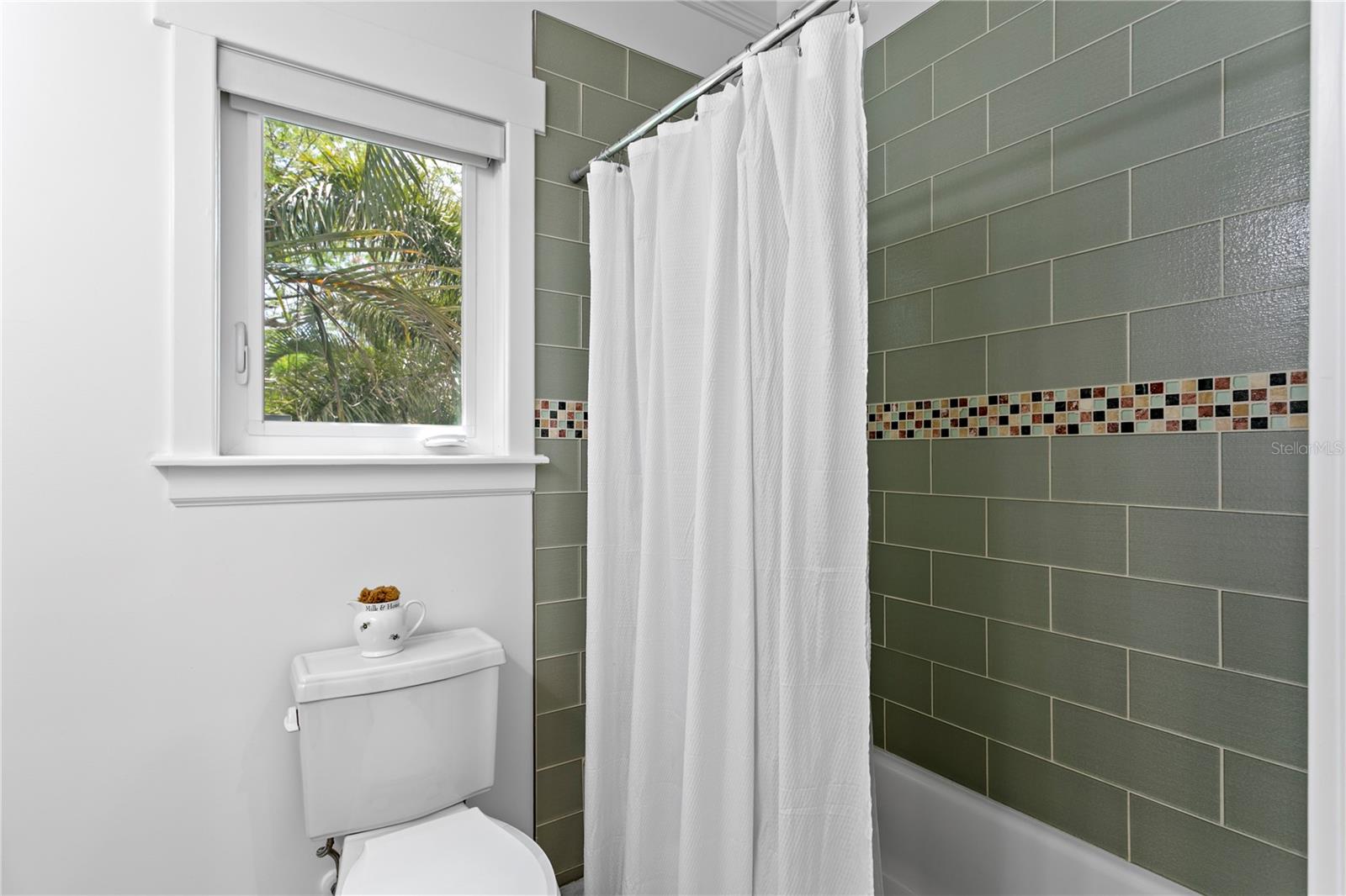1803 BEACH DR SE, ST PETERSBURG, FL — photo 52