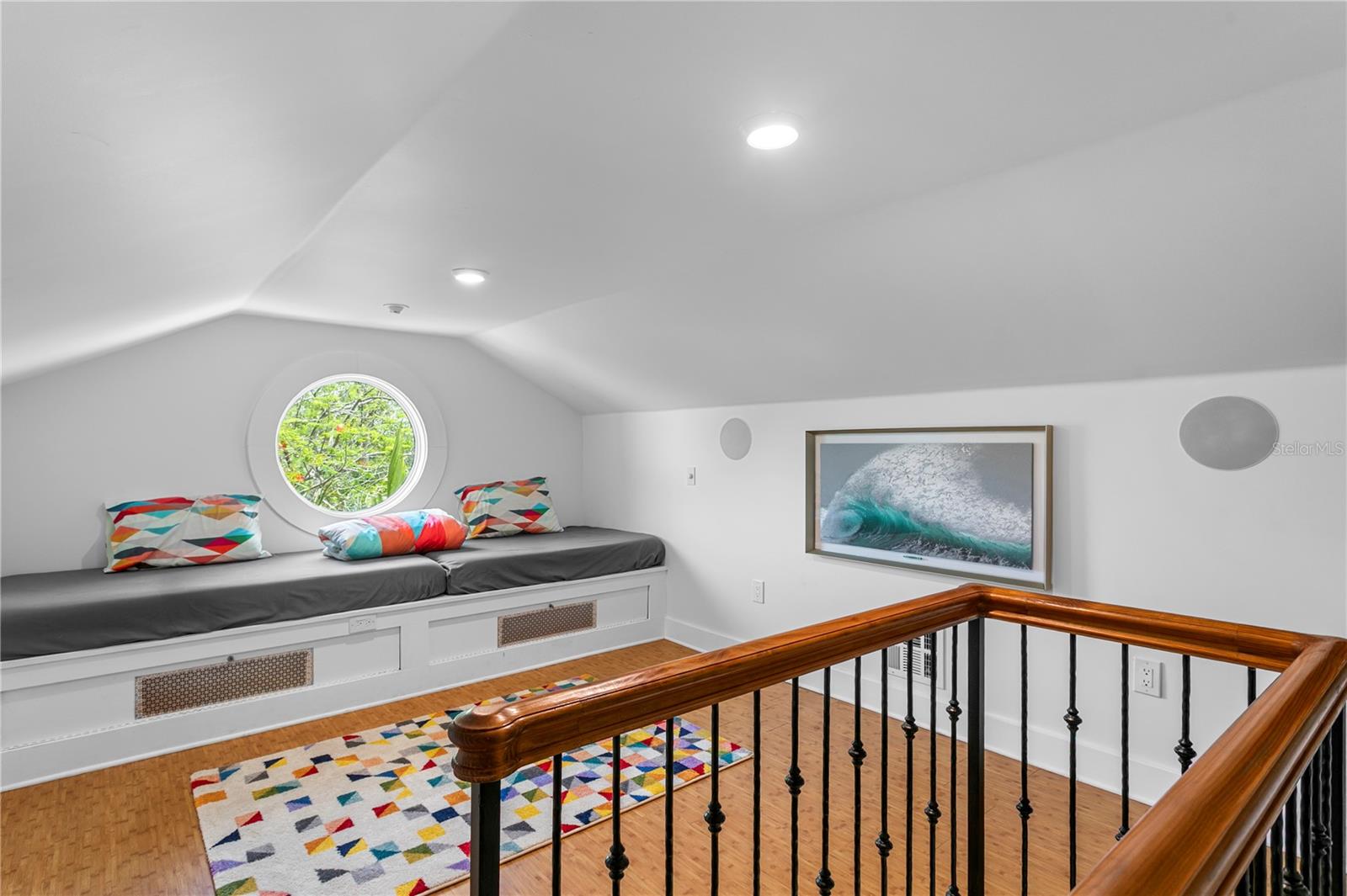 1803 BEACH DR SE, ST PETERSBURG, FL — photo 54