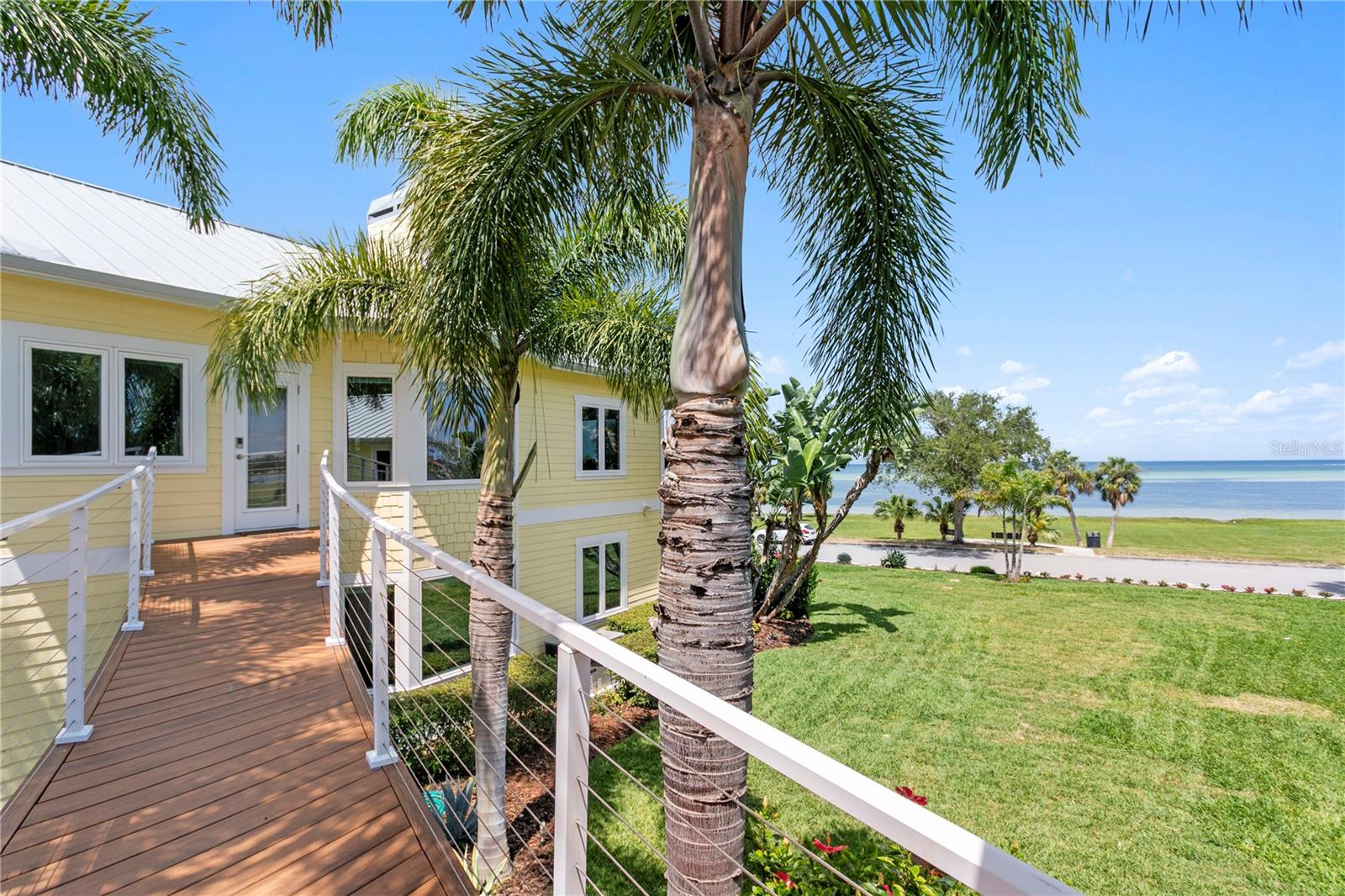 1803 BEACH DR SE, ST PETERSBURG, FL — photo 56