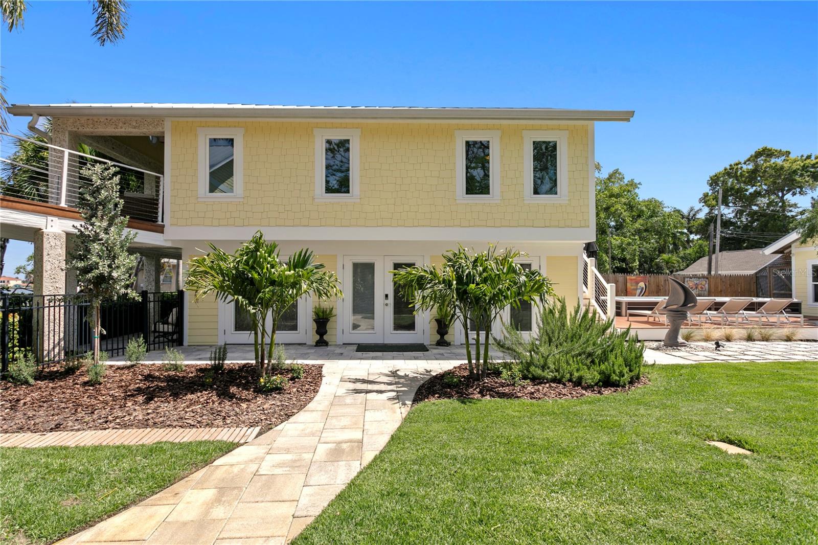 1803 BEACH DR SE, ST PETERSBURG, FL — photo 70
