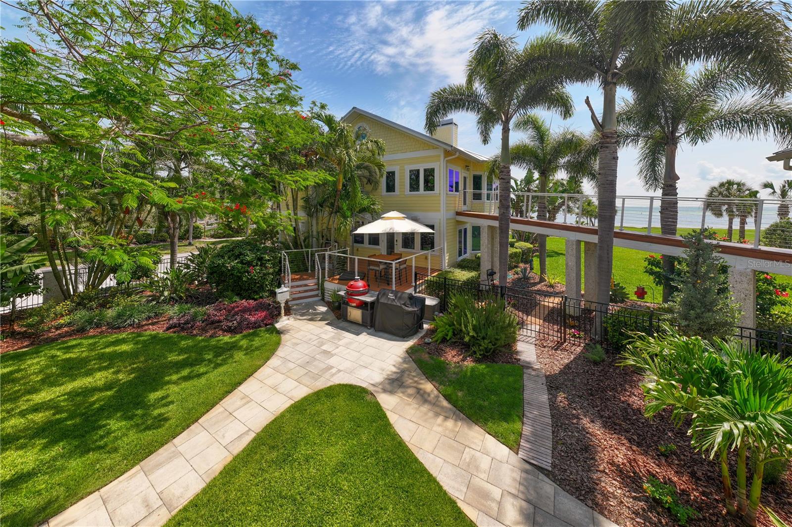 1803 BEACH DR SE, ST PETERSBURG, FL — photo 97