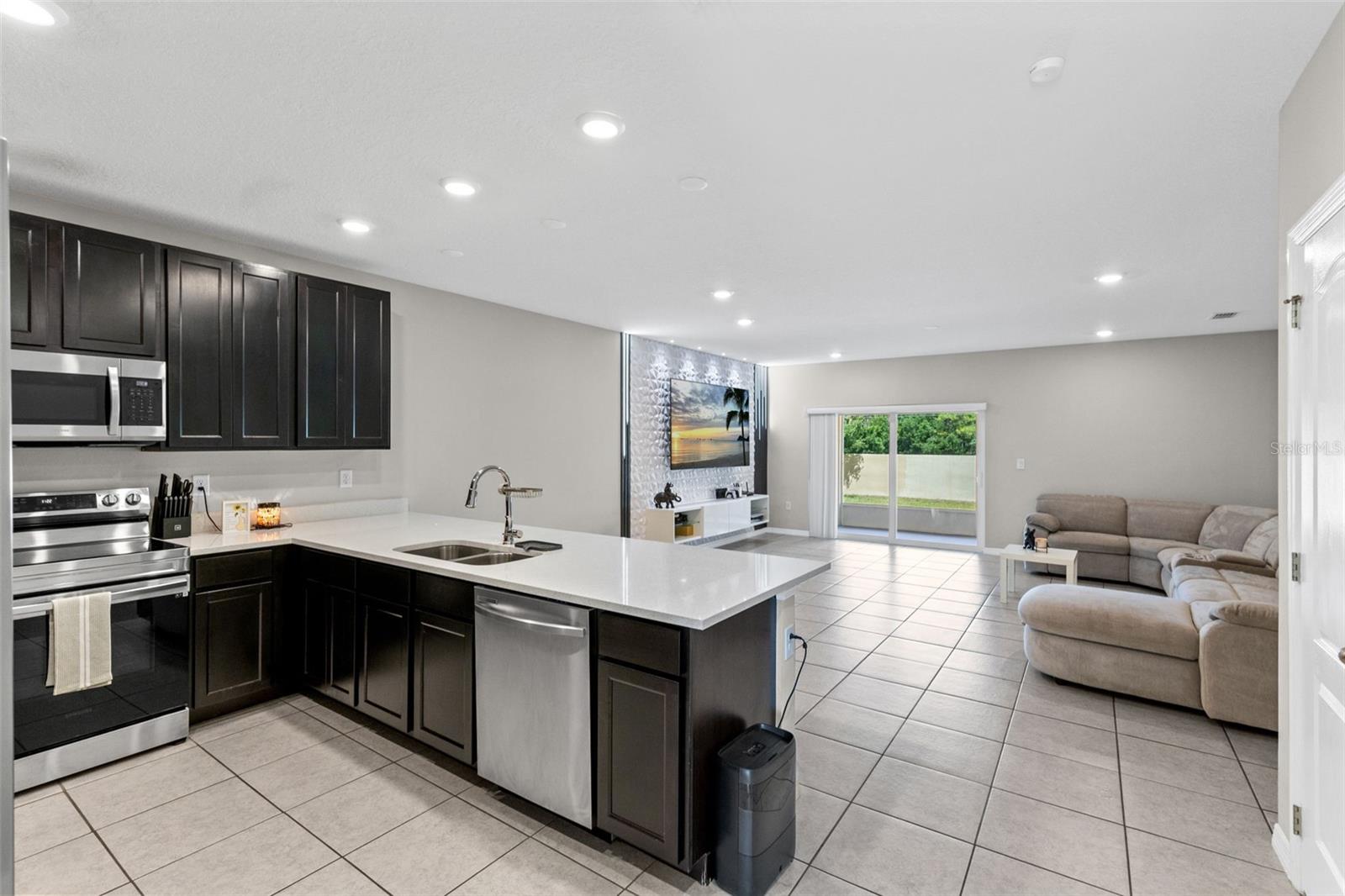 4827 CORAL CASTLE DR, KISSIMMEE, FL — photo 5