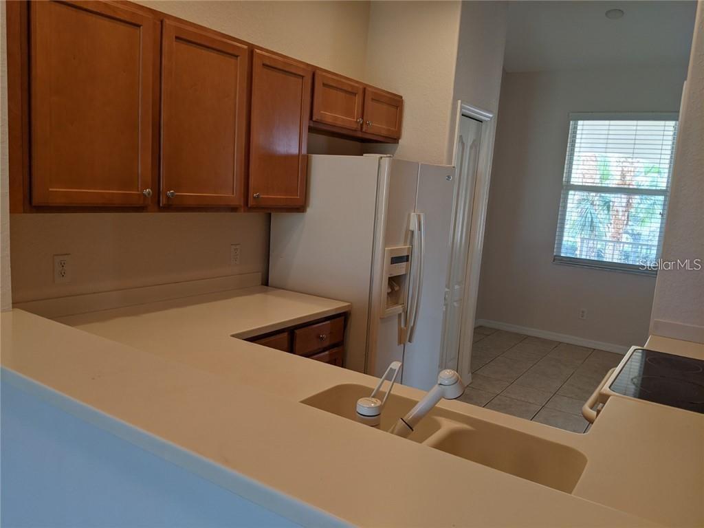803 FAIRWAYCOVE LN #204, BRADENTON, FL — photo 12