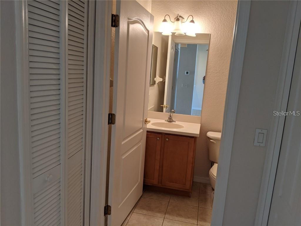 803 FAIRWAYCOVE LN #204, BRADENTON, FL — photo 17