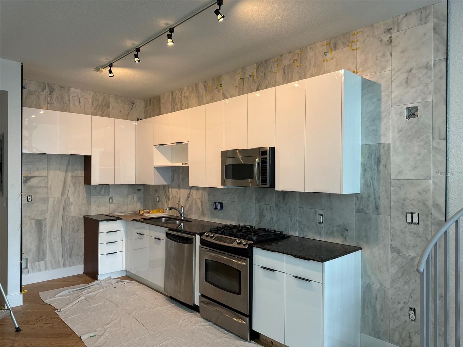 150 E ROBINSON ST #1423, ORLANDO, FL — photo 10